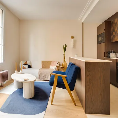 Apartament 2 Bedrooms Close To The Eiffel Tower Paryż